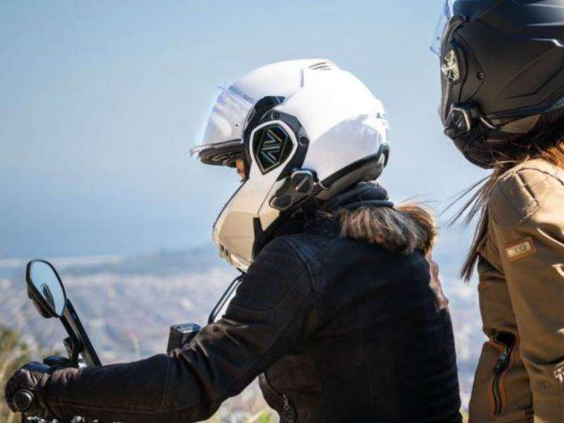 Komunikacija za motoriste da ostanete u kontaktu s ostalima